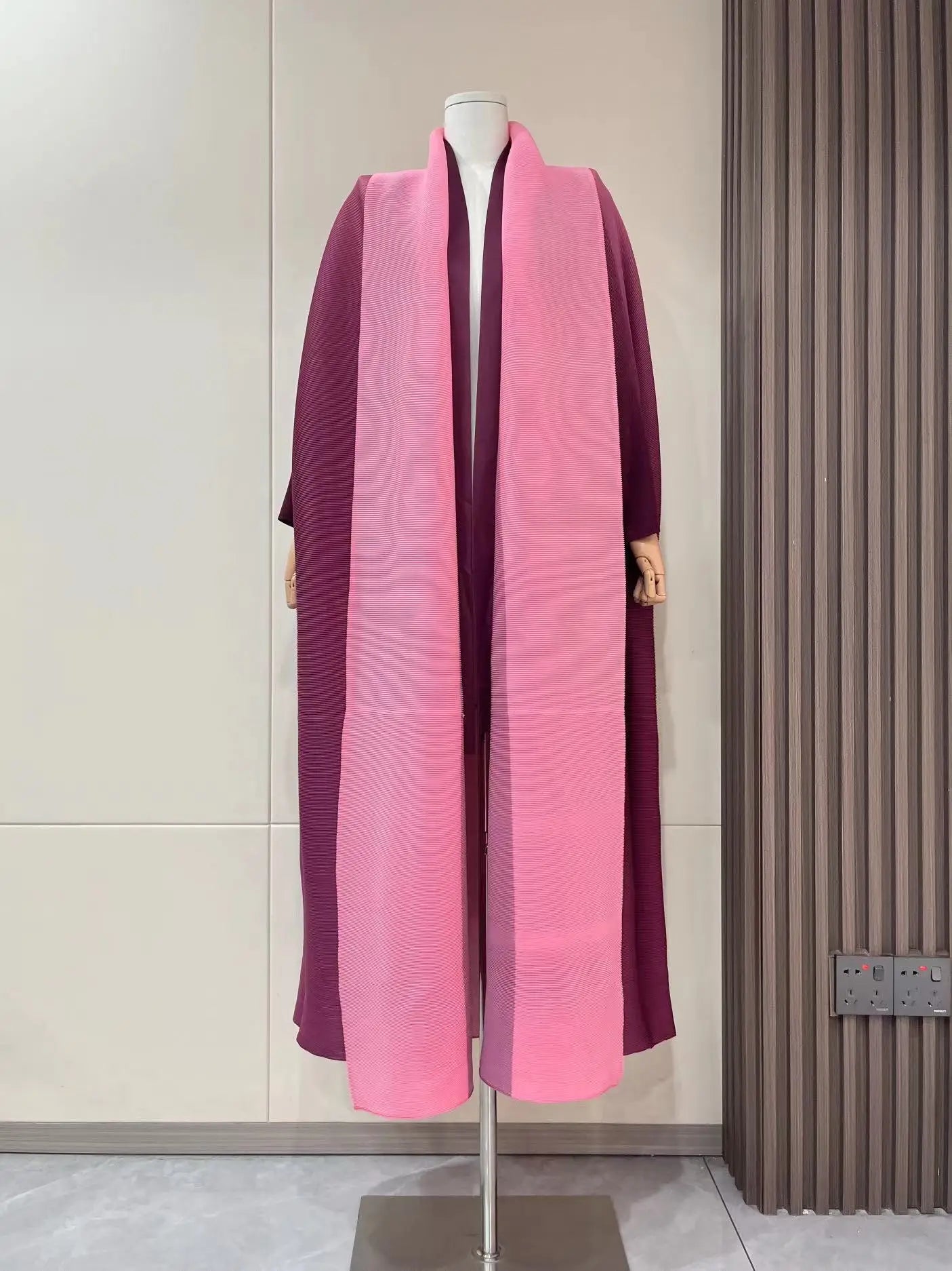Wrinkled Windbreaker Jacket Bat Sleeve Scarf Collar Gradient Long Retro Coats and Jackets