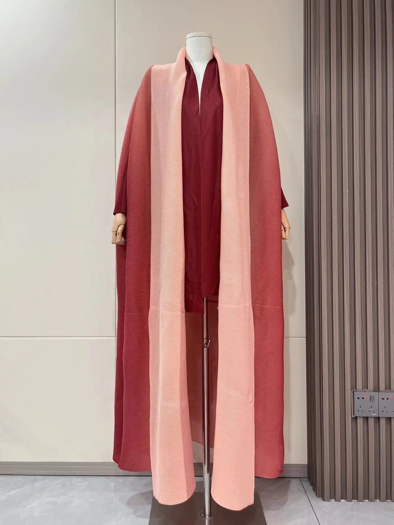 Wrinkled Windbreaker Jacket Bat Sleeve Scarf Collar Gradient Long Retro Coats and Jackets