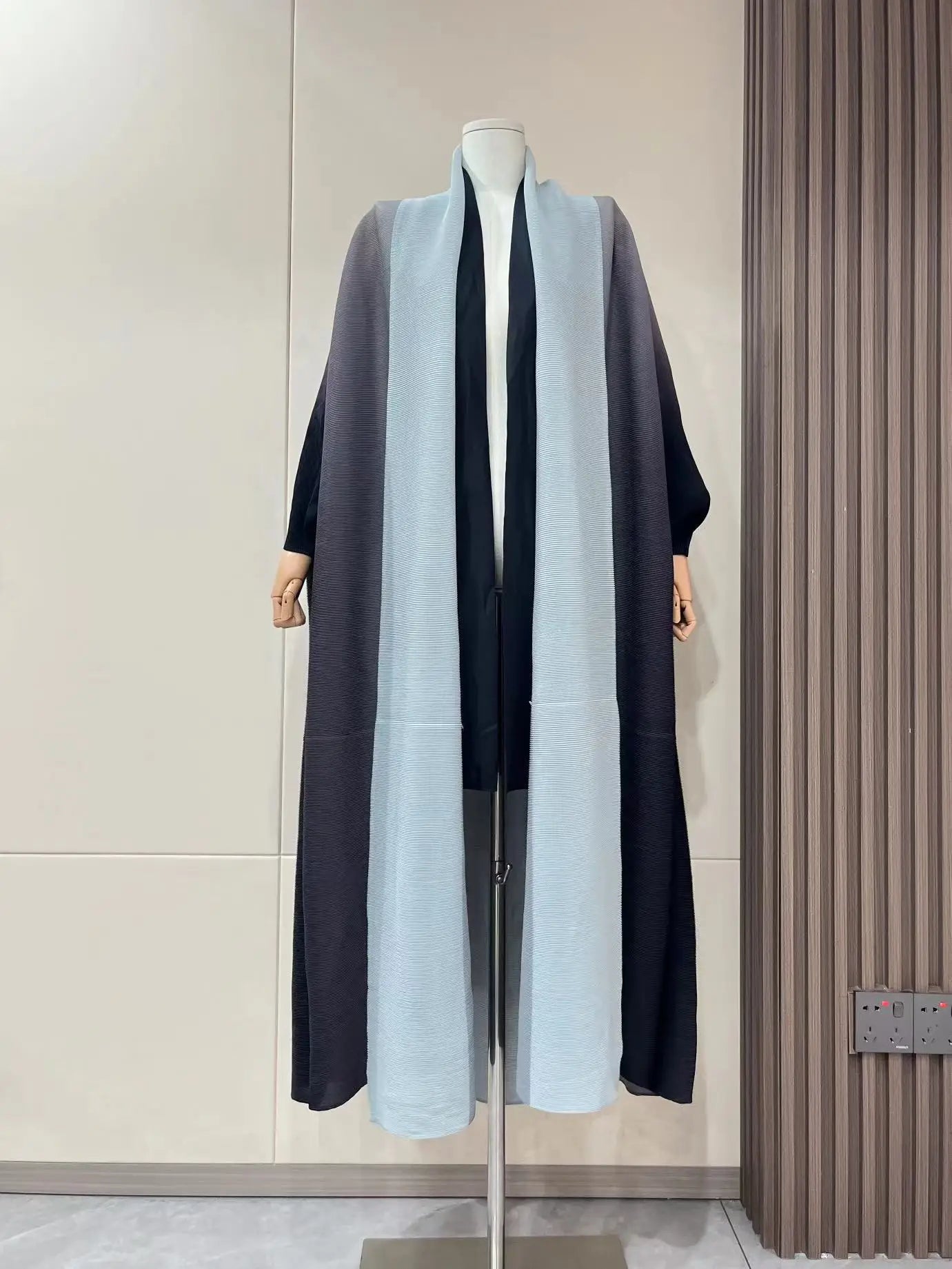 Wrinkled Windbreaker Jacket Bat Sleeve Scarf Collar Gradient Long Retro Coats and Jackets