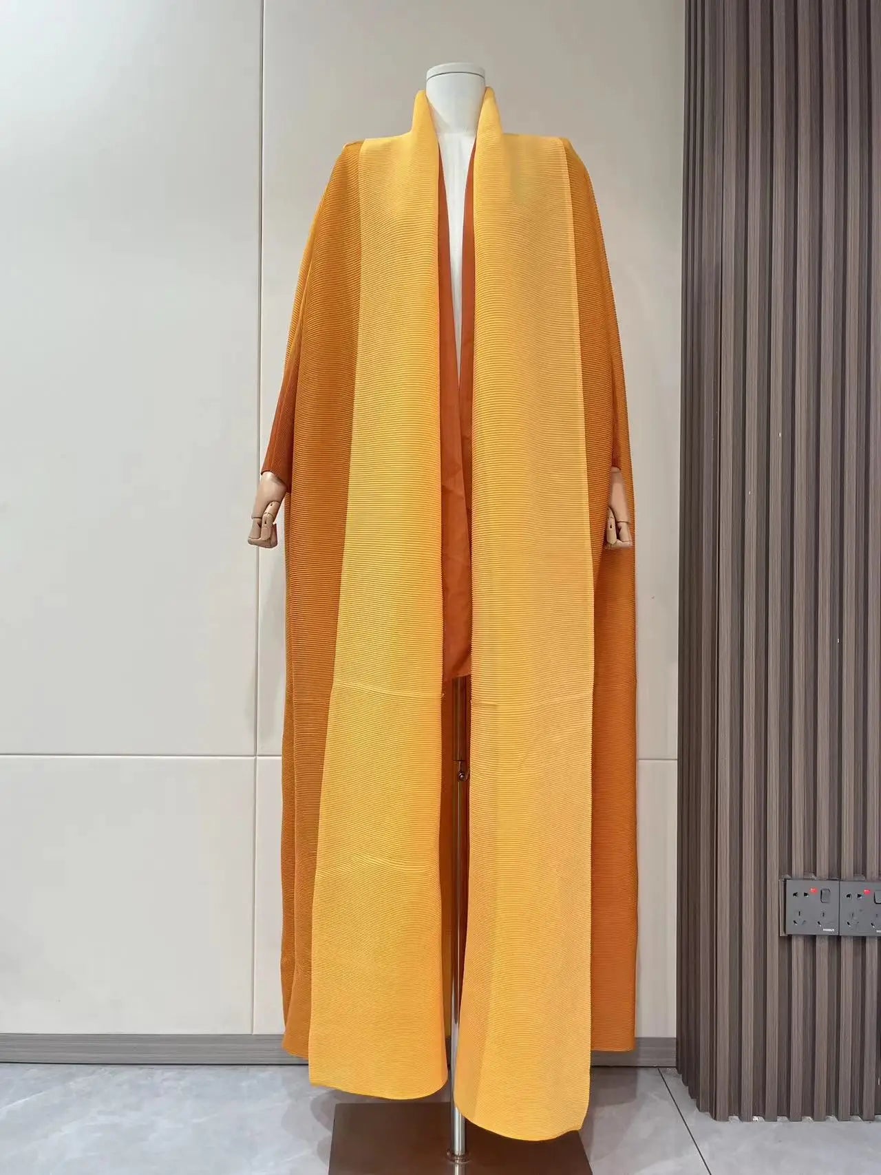 Wrinkled Windbreaker Jacket Bat Sleeve Scarf Collar Gradient Long Retro Coats and Jackets